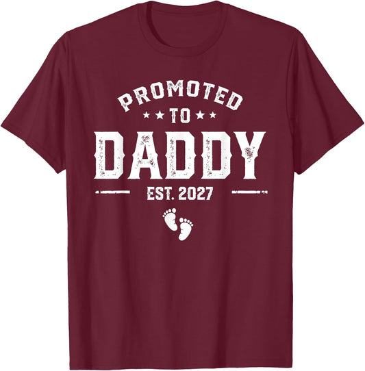 Daddy Est 2027 Daddy to Be New Dad 2027 T-Shirt - T-Shirt | Maroon