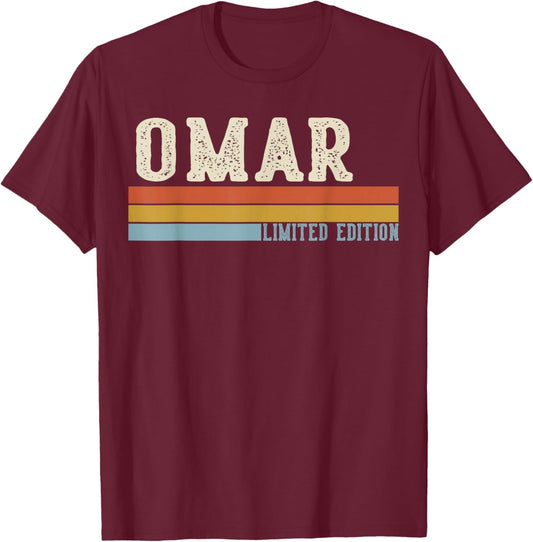 Omar Rétro Vintage Hommes Enfants Garçons Prénom T-Shirt - T-Shirt | Maroon
