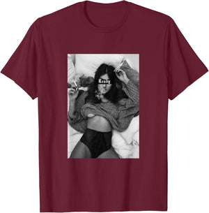 schwarz Weiß t shirt Motiv sexy Frau ist bereit interwäsche T-Shirt - T-Shirt | Maroon