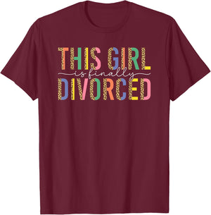 Divorced Finally Leo Scheidungsparty T-Shirt - T-Shirt | Maroon
