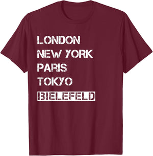 Bielefeld with German Text "My Homeland Bielefeld" [German Language], black T-Shirt - T-Shirt | Maroon