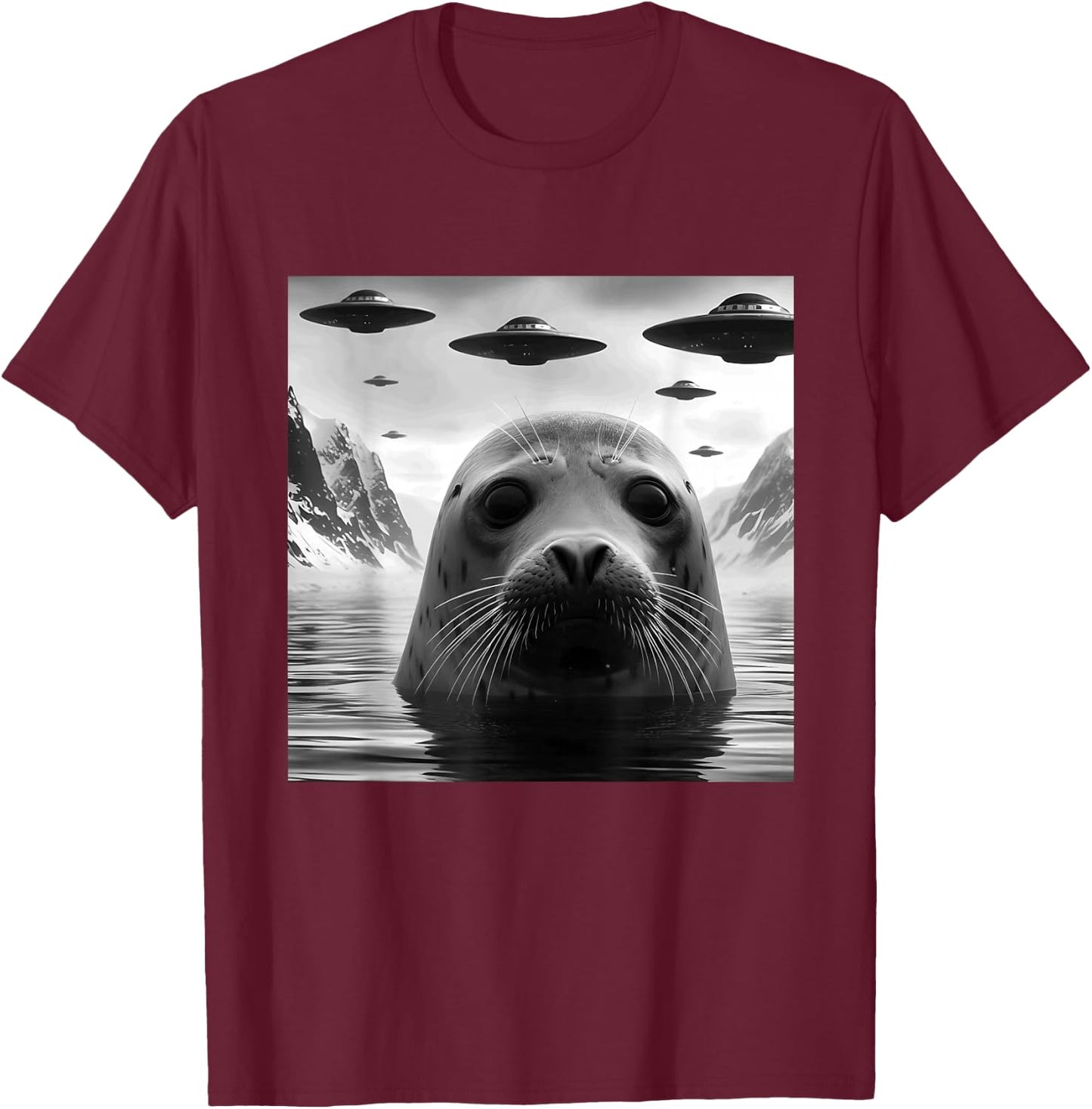 Harp seal Funny Graphic Selfie with UFOs Weird Aliens T-Shirt - T-Shirt | Maroon