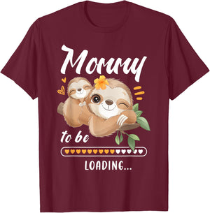 Mommy To Be, Expecting Mom, Pregnancy Reveal, Sloths T-Shirt - T-Shirt | Maroon