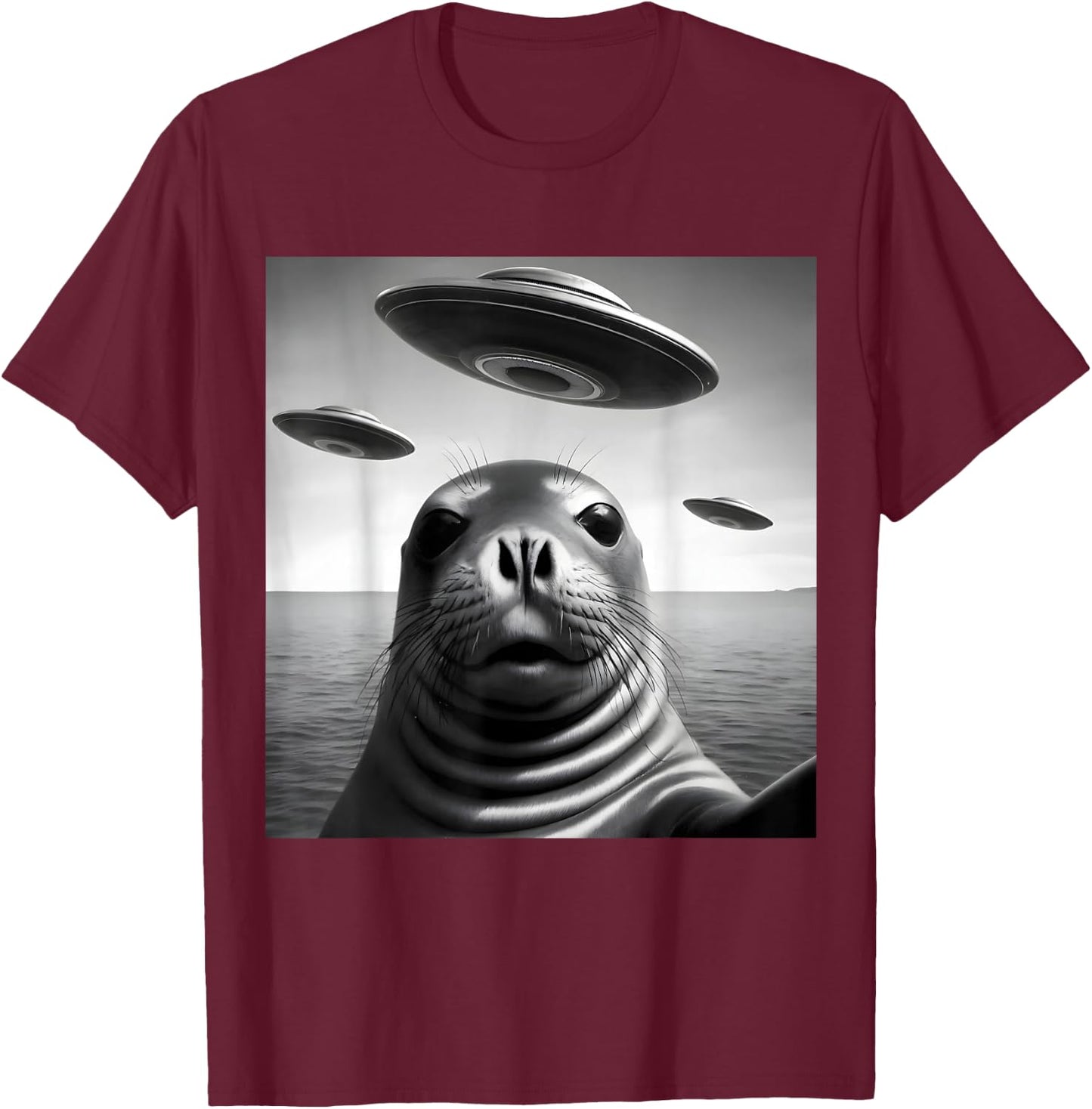 Funny Alien UFO Design Cute Seal Alien Encounter T-Shirt - T-Shirt | Maroon