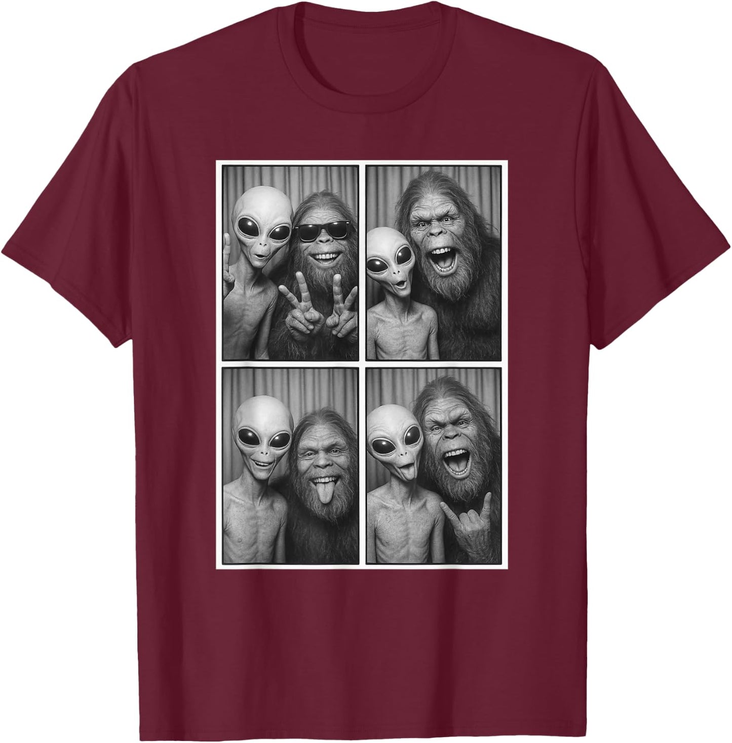 Photobooth, selfie entre Bigfoot et extraterrestre, Sasquatch drôle T-Shirt - T-Shirt | Maroon