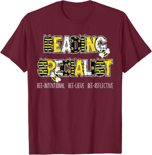 Retro Reading Specialist Bee Reading Interventionist Squad T-Shirt - T-Shirt | Maroon