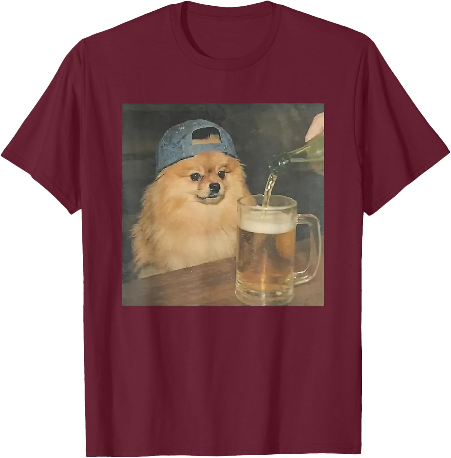 Funny Pomeranian Drinking Beer T-Shirt - T-Shirt | Maroon