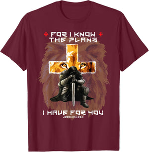 Jeremiah 29:11 Prayer Warrior Christian Cross Lion Graphic T-Shirt - T-Shirt | Maroon