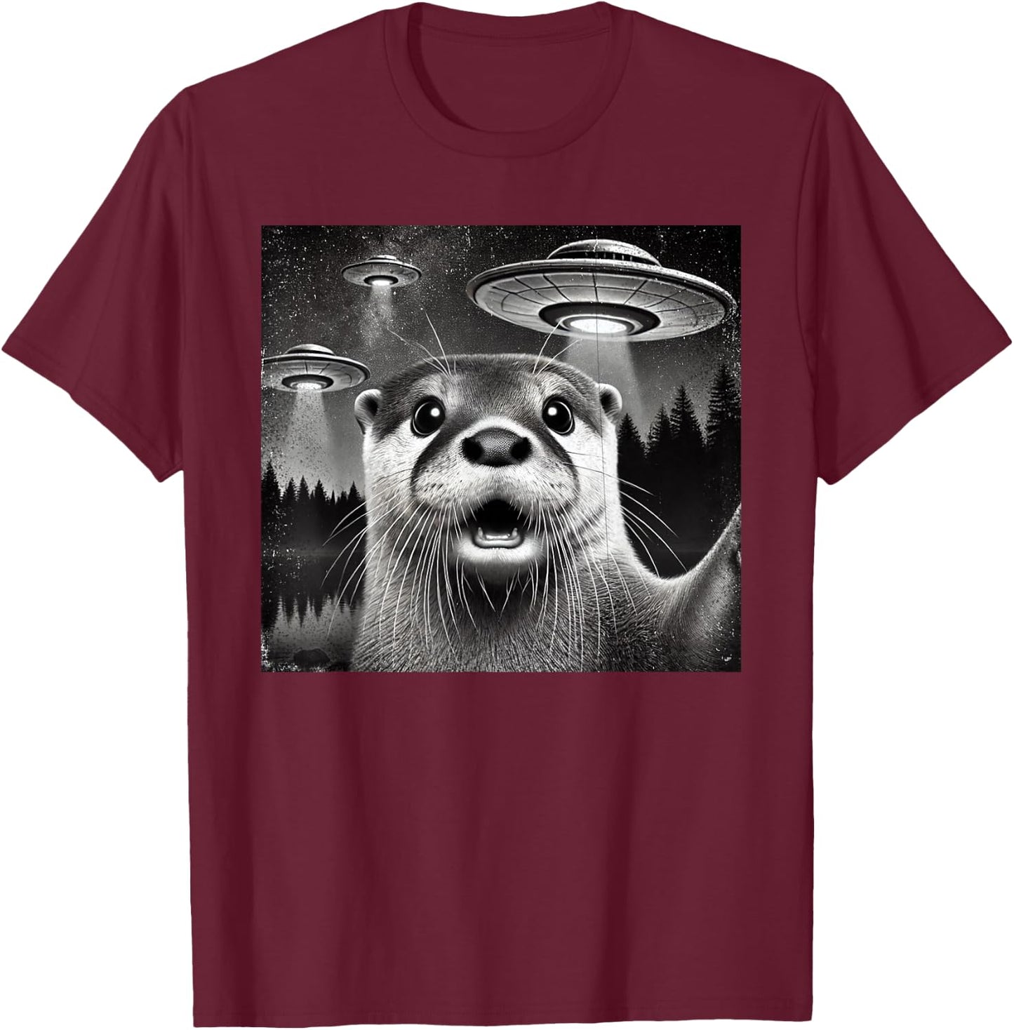 Funny otter Selfie with Alien UFO otters and alien lovers T-Shirt - T-Shirt | Maroon