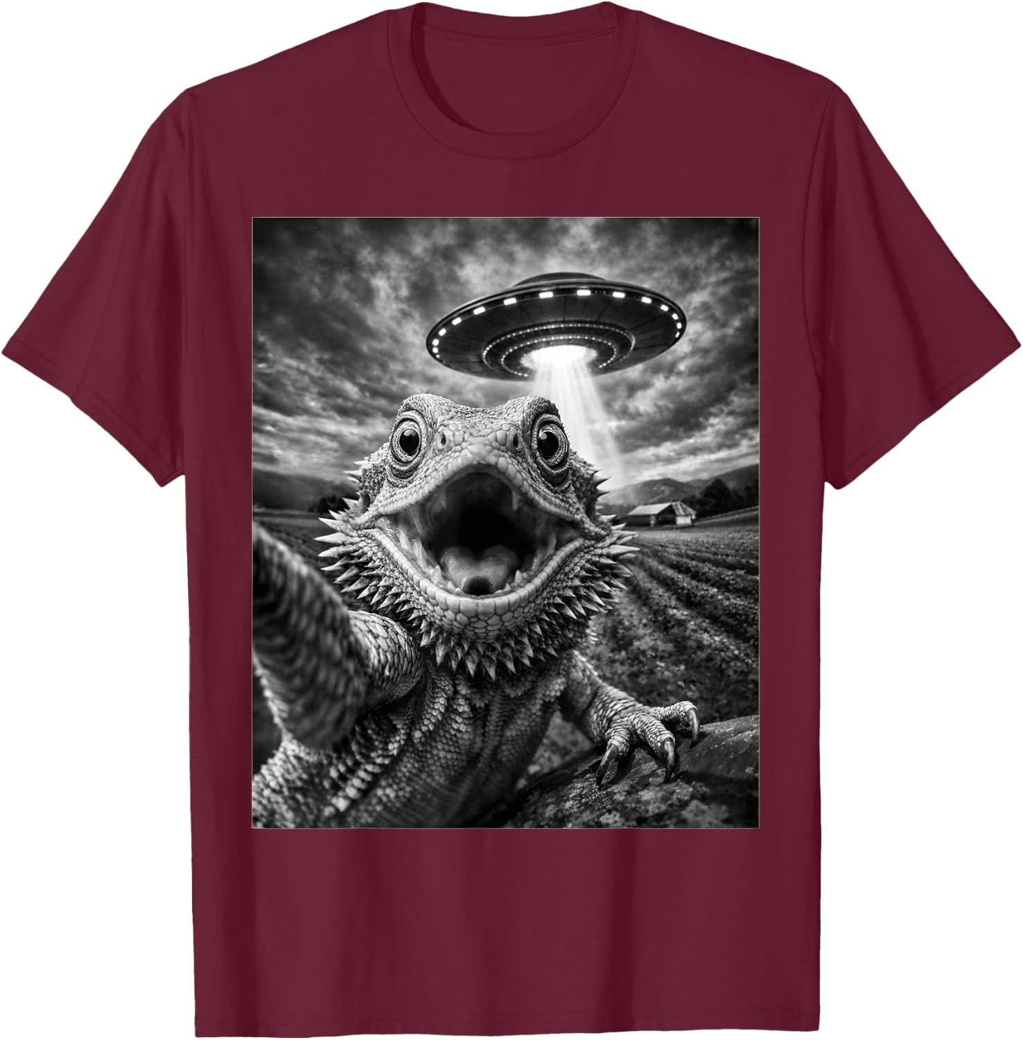 Funny Bearded Dragon Selfie with Alien UFO T-Shirt - T-Shirt | Maroon