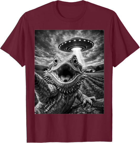 Funny Bearded Dragon Selfie with Alien UFO T-Shirt - T-Shirt | Maroon