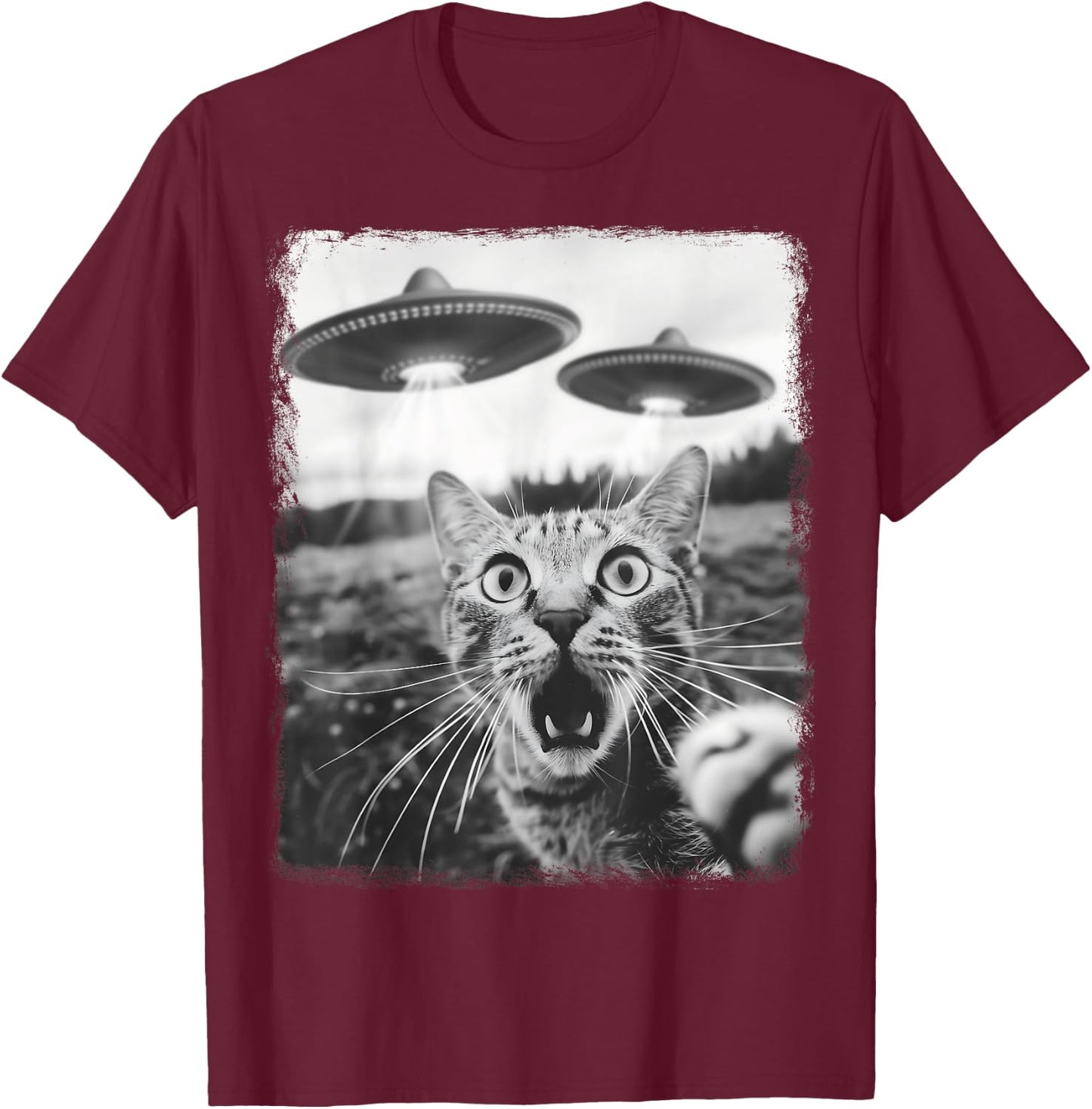 Alien Selfie Alien UFO Tabby Cat , Black, S T-Shirt - T-Shirt | Maroon