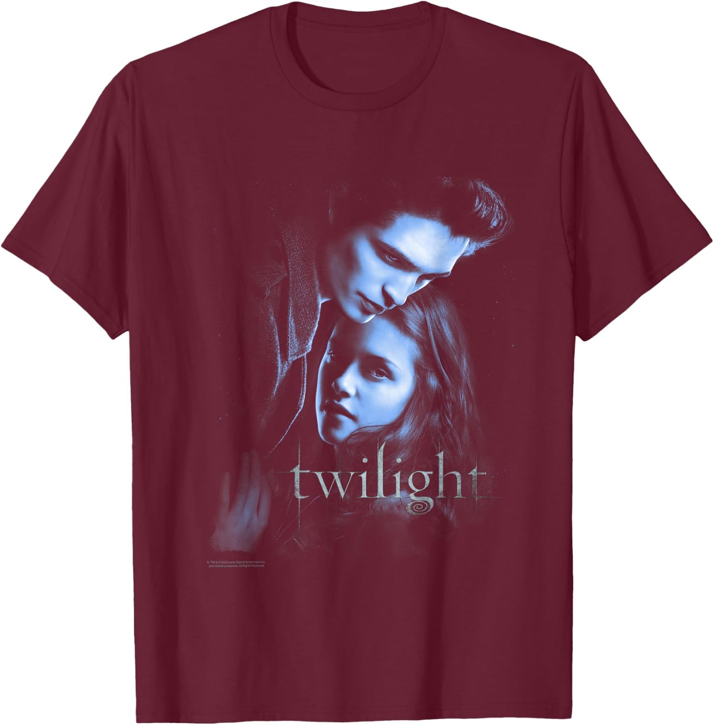 Twilight Hand Poster Edward and Bella Blue Embrace Movie T-Shirt - T-Shirt | Maroon