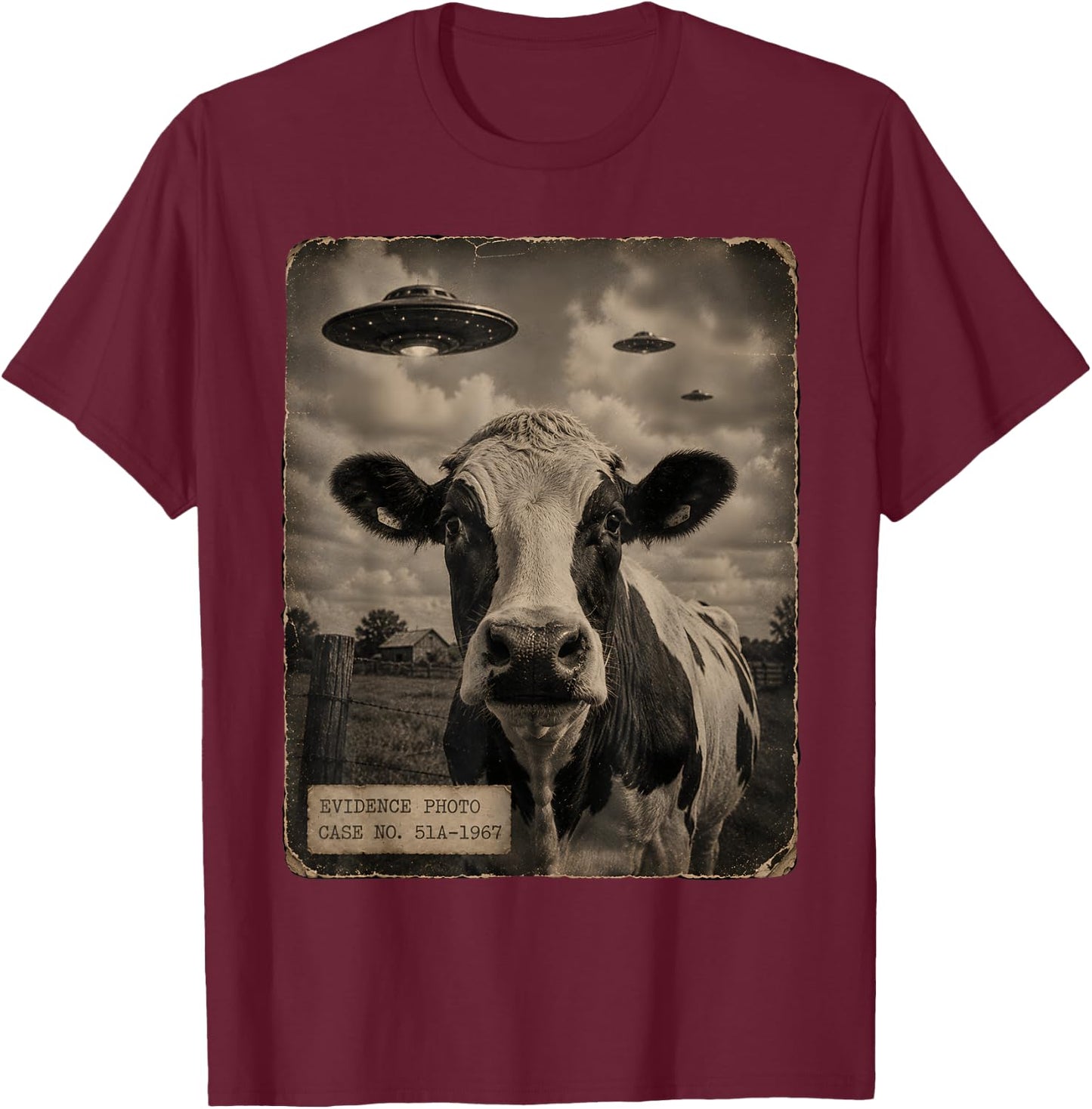 Funny Cow UFO Evidence Photo Vintage Alien T-Shirt - T-Shirt | Maroon