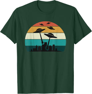 Retro UFO Attack at Sunset - Cool Classic T-Shirt - T-Shirt | Forest