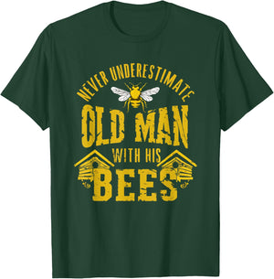Funny Never Underestimate An Old Man Beekeeper Vintage T-Shirt - T-Shirt | Forest
