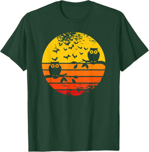 Retro Vintage Halloween Full Moon Owl - Halloween Costume T-Shirt - T-Shirt | Forest