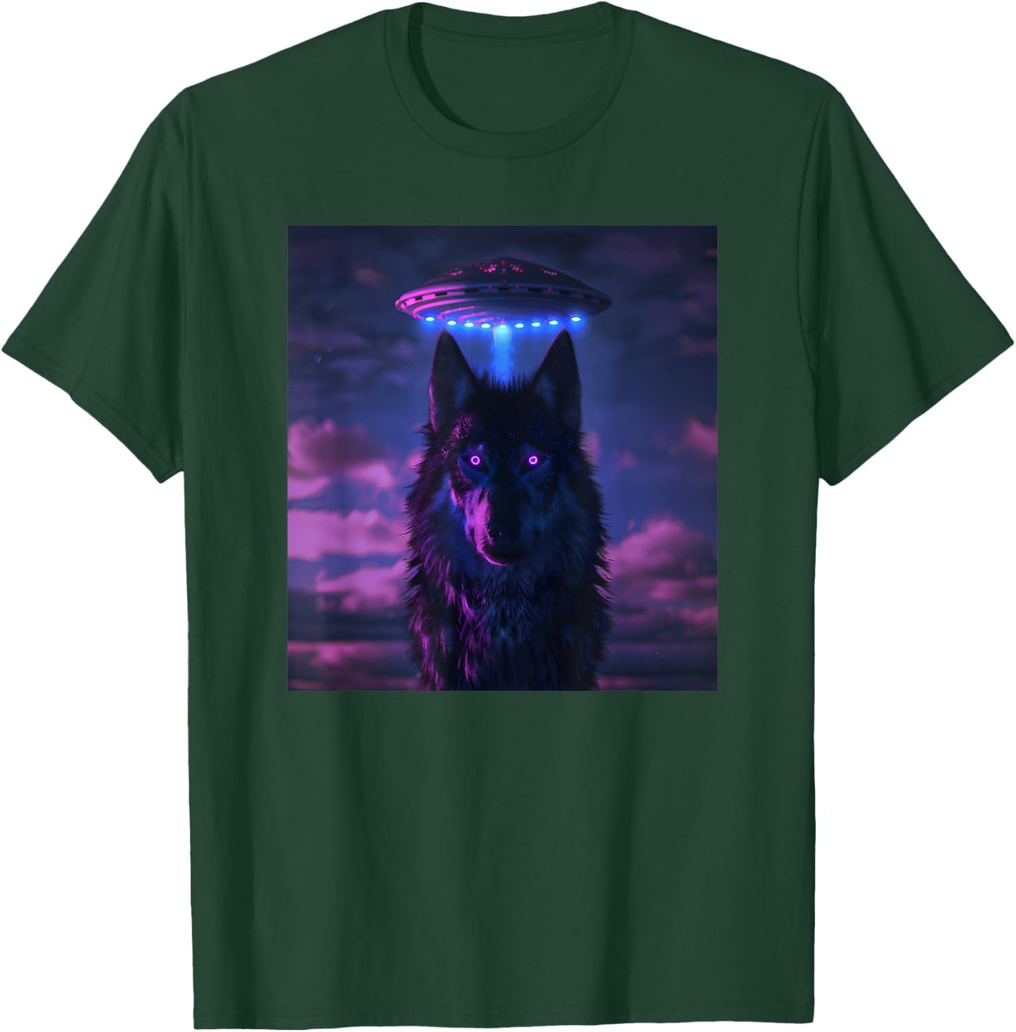 Wolf Selfie with UFO in Nature Women Outdoor Animal T-Shirt - T-Shirt | Forest