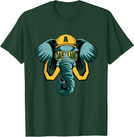 Vintage Art Oakland Last Name Retro Costume Lovely Animal T-Shirt - T-Shirt | Forest