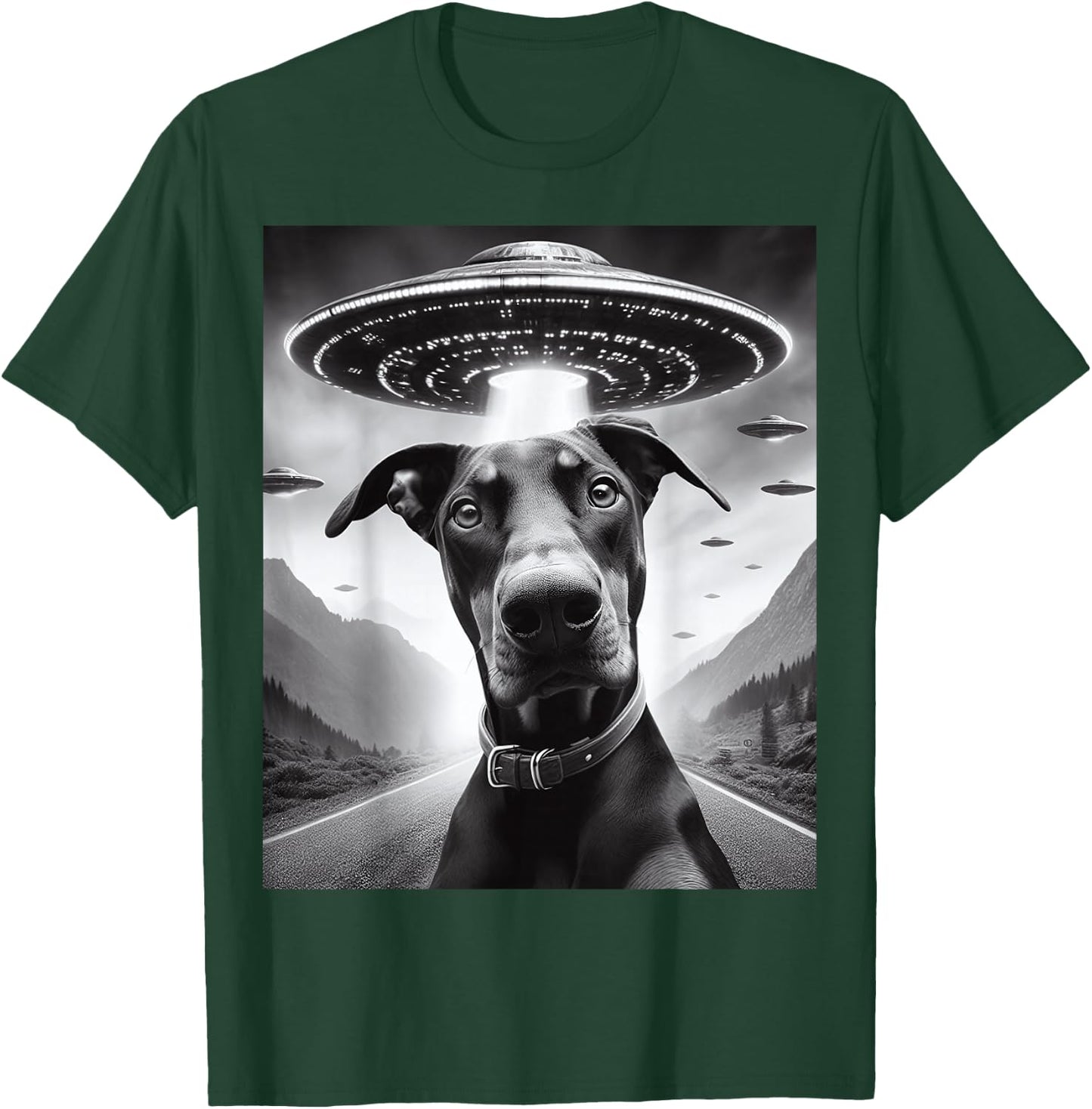 Funny Doberman Pinscher Selfie with UFOs T-Shirt - T-Shirt | Forest