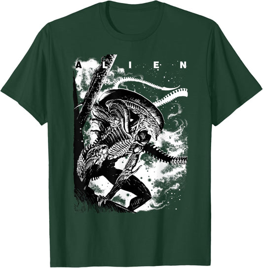 Aliens Iconic Epic Xenomorph in The Dark Big Chest Poster T-Shirt - T-Shirt | Forest