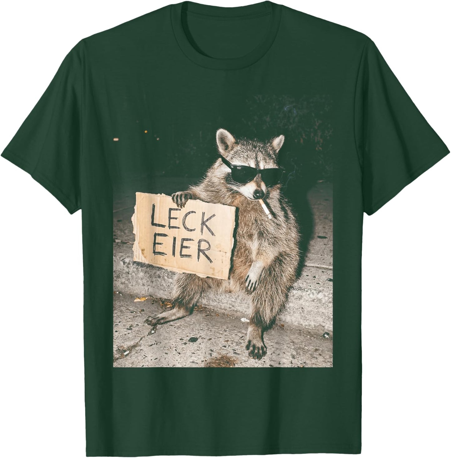 Leck Eier Lustiger Waschbär mit frecher Haltung T-Shirt - T-Shirt | Forest
