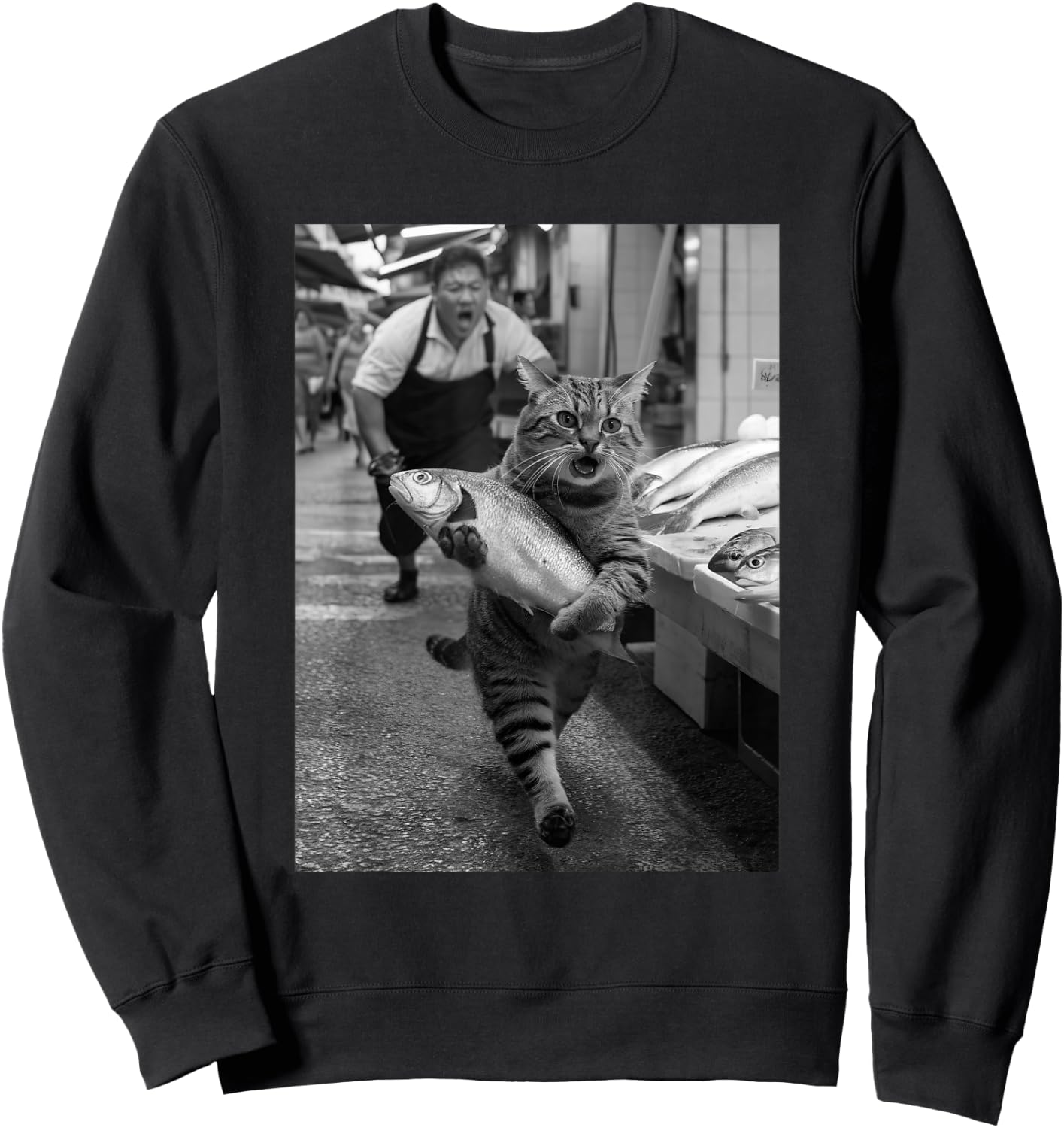 Lustiges schwarz-weißes Meme im Vintage-Stil, Motiv „Katze stiehlt Fischmarkt“ Sweatshirt - Sweatshirt | Black