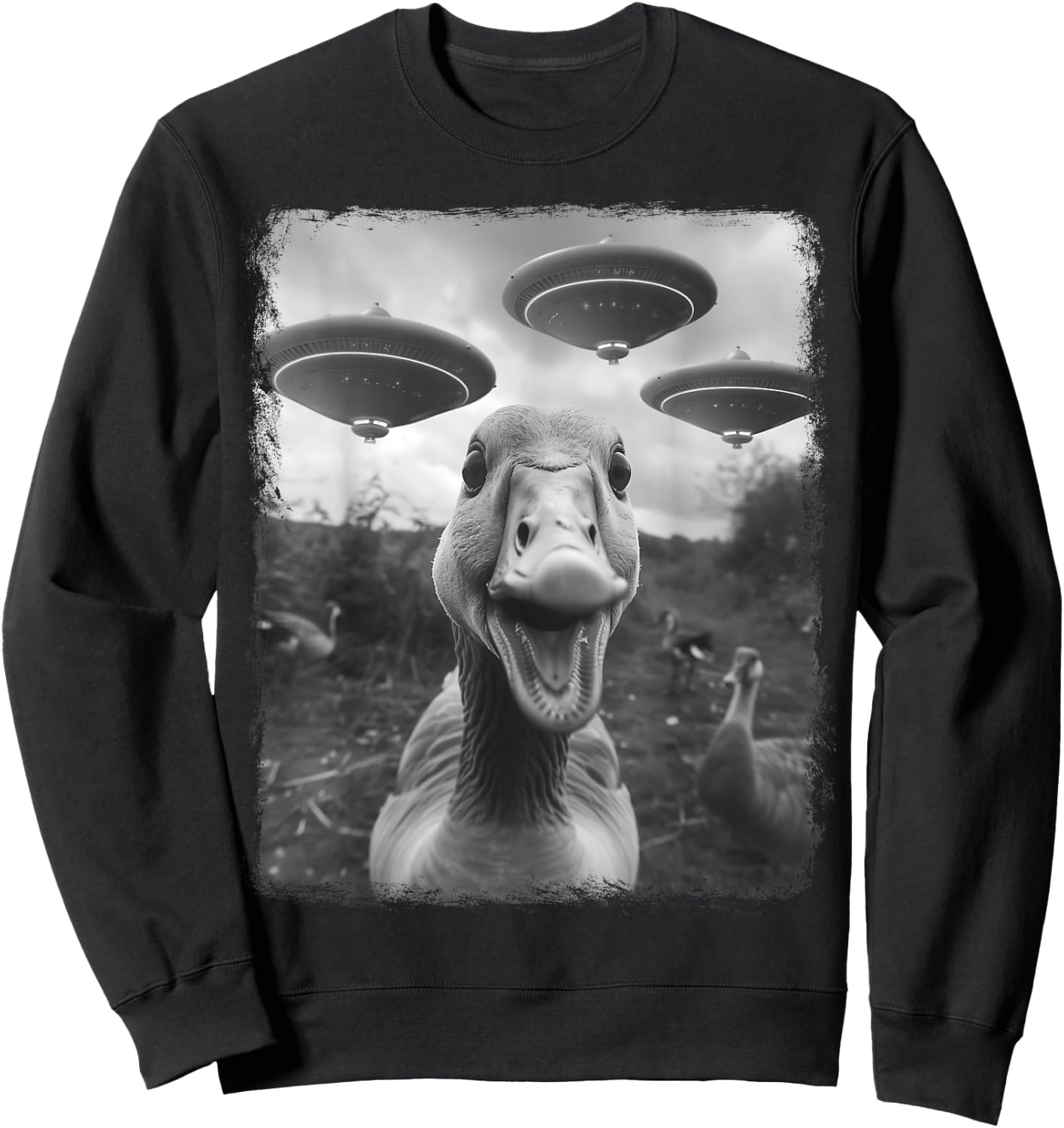 Goose Geese Duck UFO Alien Extraterrestrial Selfie Sweatshirt - Sweatshirt | Black