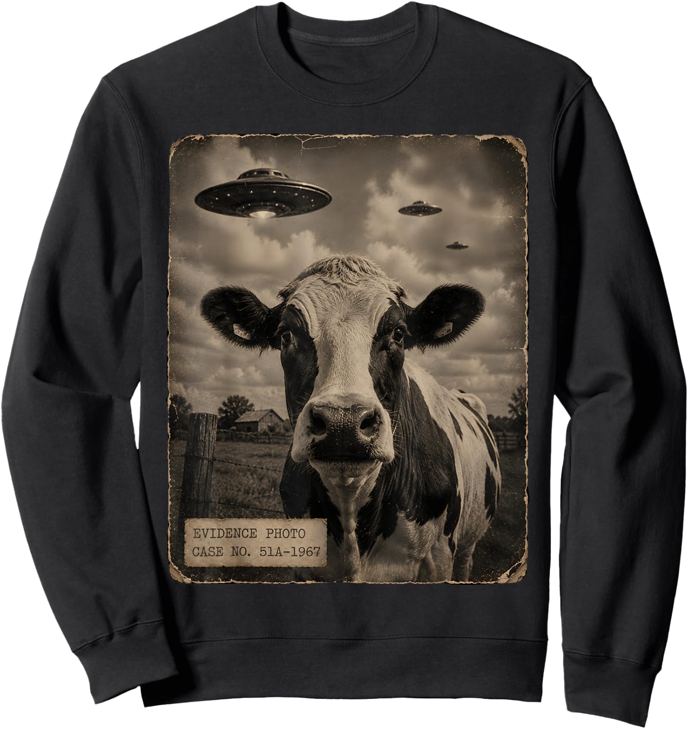 Funny Cow UFO Evidence Photo Vintage Alien Sweatshirt - Sweatshirt | Black