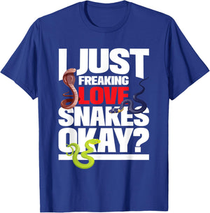 I Just Freaking Love Snakes - Snake Lover Reptile Zookeeper T-Shirt - T-Shirt | Royal