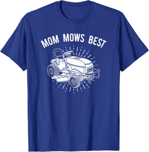 Fun Lawn Mower Mom Mows Lawnmower T-Shirt - T-Shirt | Royal