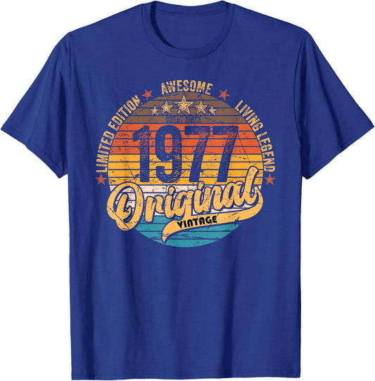 1977 Vintage Birthday Retro Vintage Men Women Gift , black T-Shirt - T-Shirt | Royal