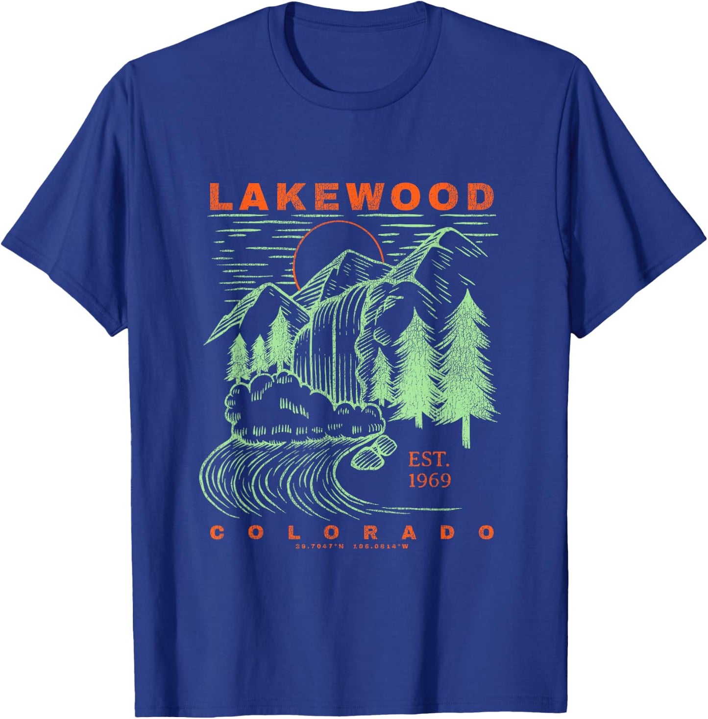 Lakewood Colorado Cool Travel Souvenir Rustic Lakewood T-Shirt - T-Shirt | Royal