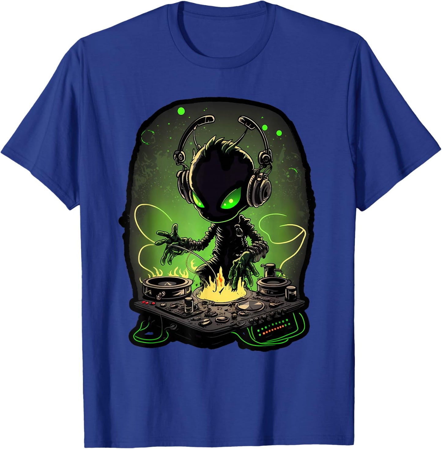 Astronaut Alien DJ, Alien DJing in Space, EDM Alien Rave T-Shirt - T-Shirt | Royal