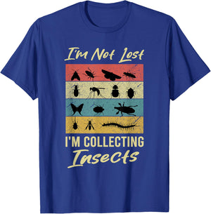 Im Not Lost Im Collecting Insects Entomologist Retro Vintage T-Shirt - T-Shirt | Royal