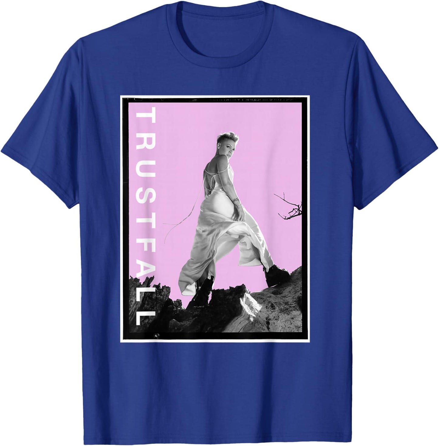 P! NK Trustfall , black T-Shirt - T-Shirt | Royal