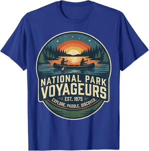 National Park Voyageurs Retro Sunset Canoe Paddling Badge T-Shirt - T-Shirt | Royal