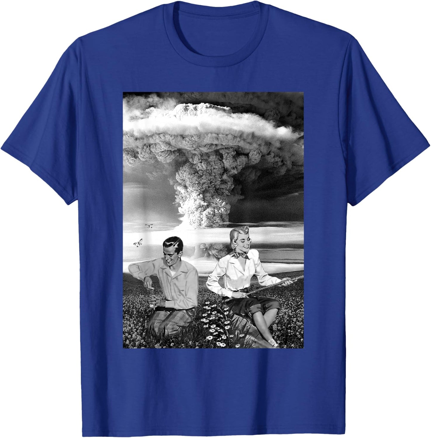 Atomic Bomb Cloud Nuclear War Retro Vintage Military T-Shirt - T-Shirt | Royal
