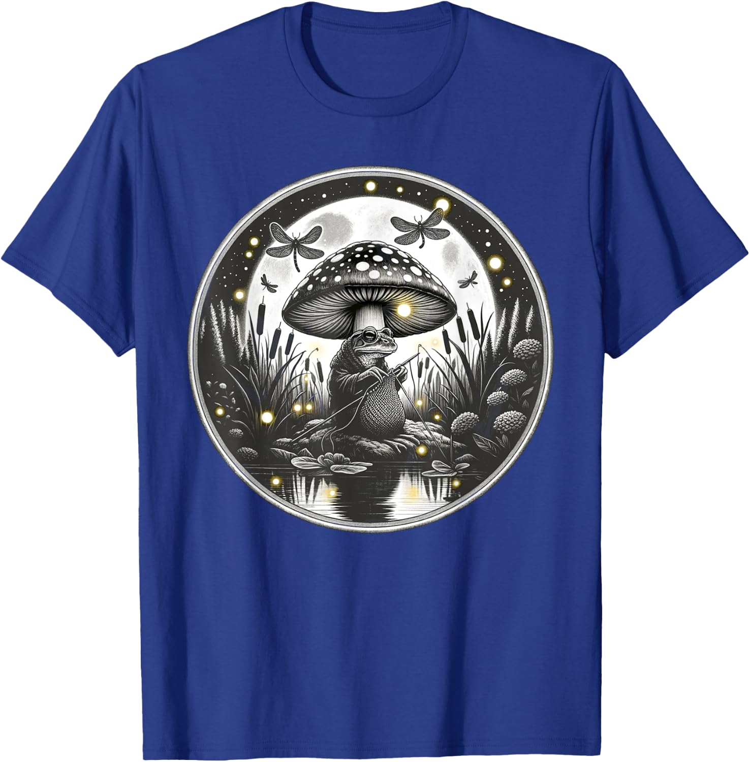 Frog Knitting Under Mushroom Cap Nature Crochet T-Shirt - T-Shirt | Royal