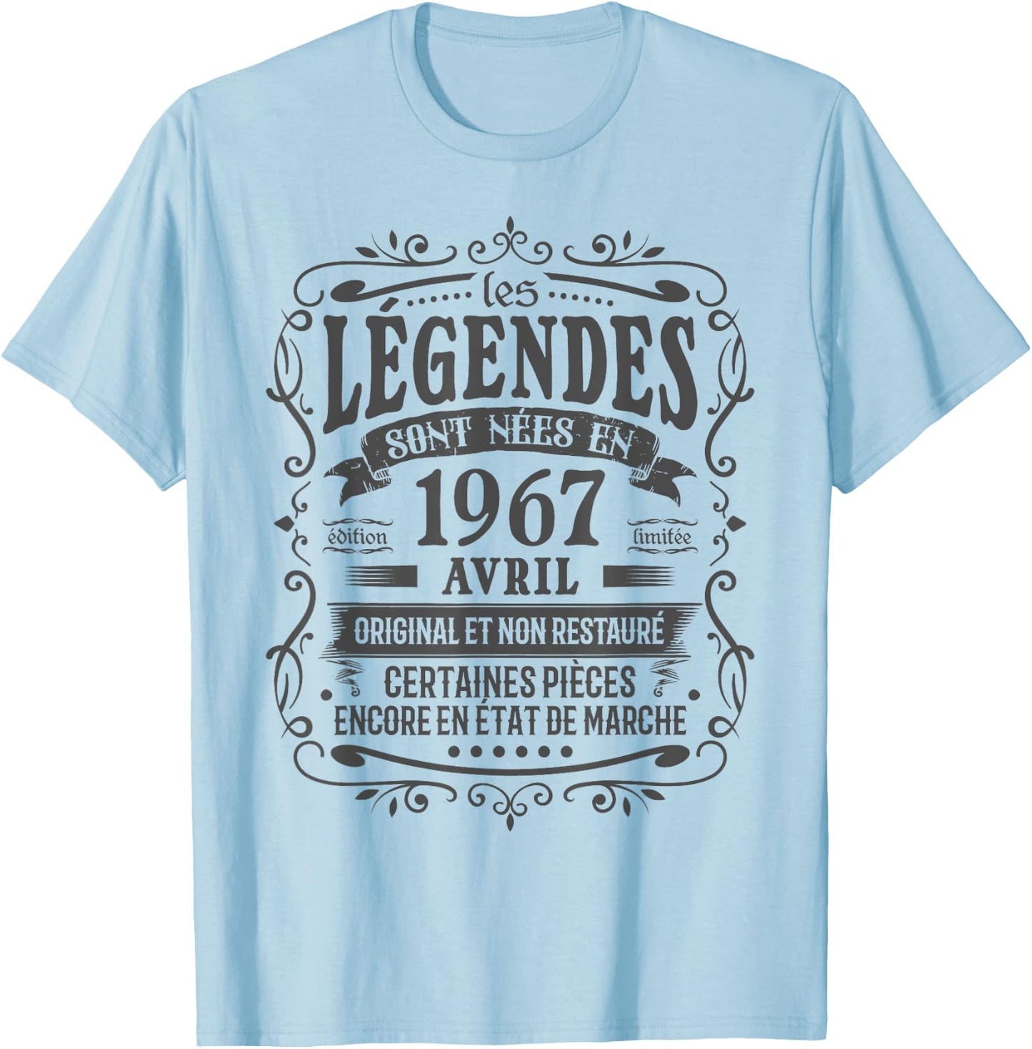 Avril 1967 Anniversaire 58 ans Homme Né En Avril 1967 Humour T-Shirt - T-Shirt | Light Blue