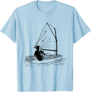 Opti Segelboot Grafik Dinghy Boot Segeln Liebhaber T-Shirt - T-Shirt | Light Blue