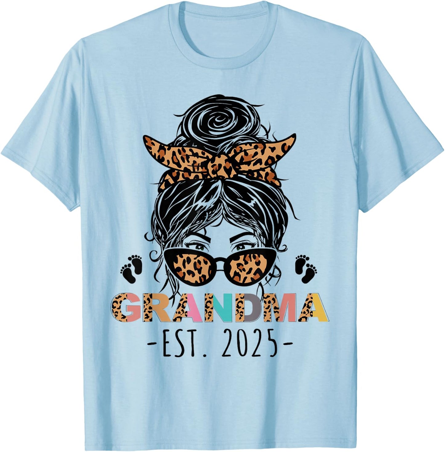 Promoted To Grandma 2025 New Grandma Mothers Day Messy Bun T-Shirt - T-Shirt | Light Blue
