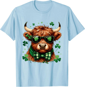 Highland Cow St Patricks Day Lucky Shamrock Men Women Kids T-Shirt - T-Shirt | Light Blue