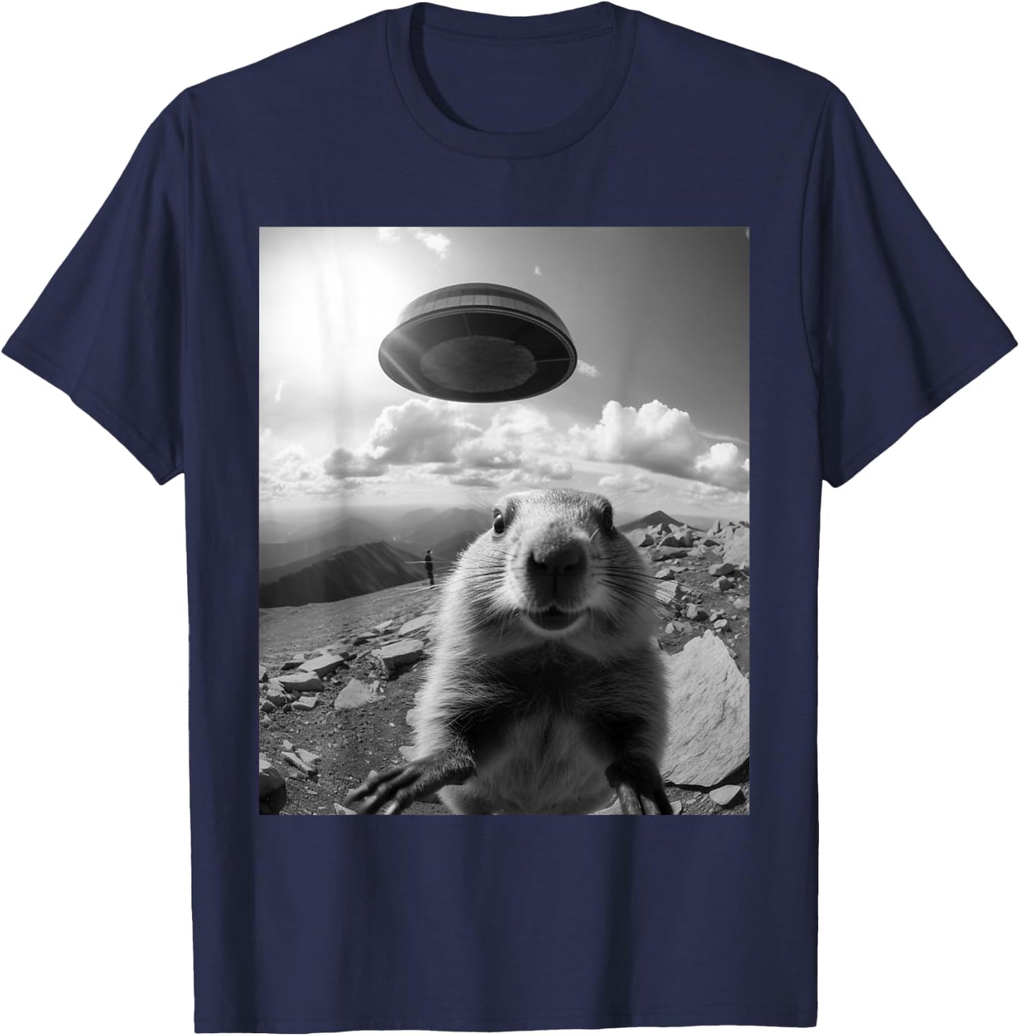 Funny marmot selfie with UFOs, funny ground squirrel T-Shirt - T-Shirt | Navy