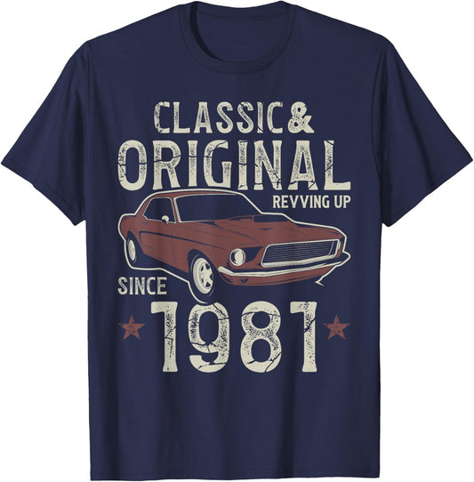Born In 1981 Classic Car 44th Birthday T-Shirt - T-Shirt | Navy