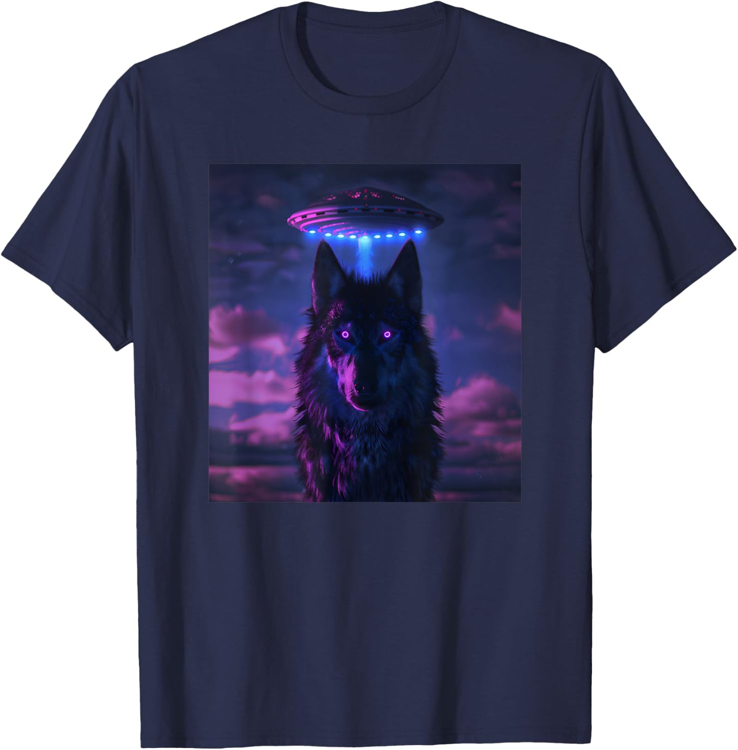 Wolf Selfie with UFO in Nature Women Outdoor Animal T-Shirt - T-Shirt | Navy