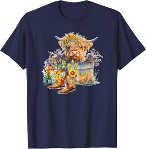 Scottish Highland Cow Cattle Farm Hairy Cowgirl Flower Woman T-Shirt - T-Shirt | Navy