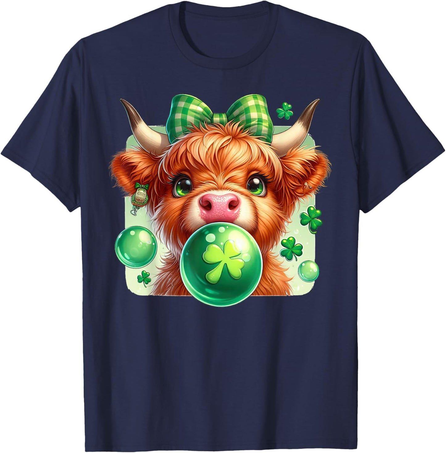 Highland Cow Blowing Bubblegum Celebrate St Patricks Day T-Shirt - T-Shirt | Navy