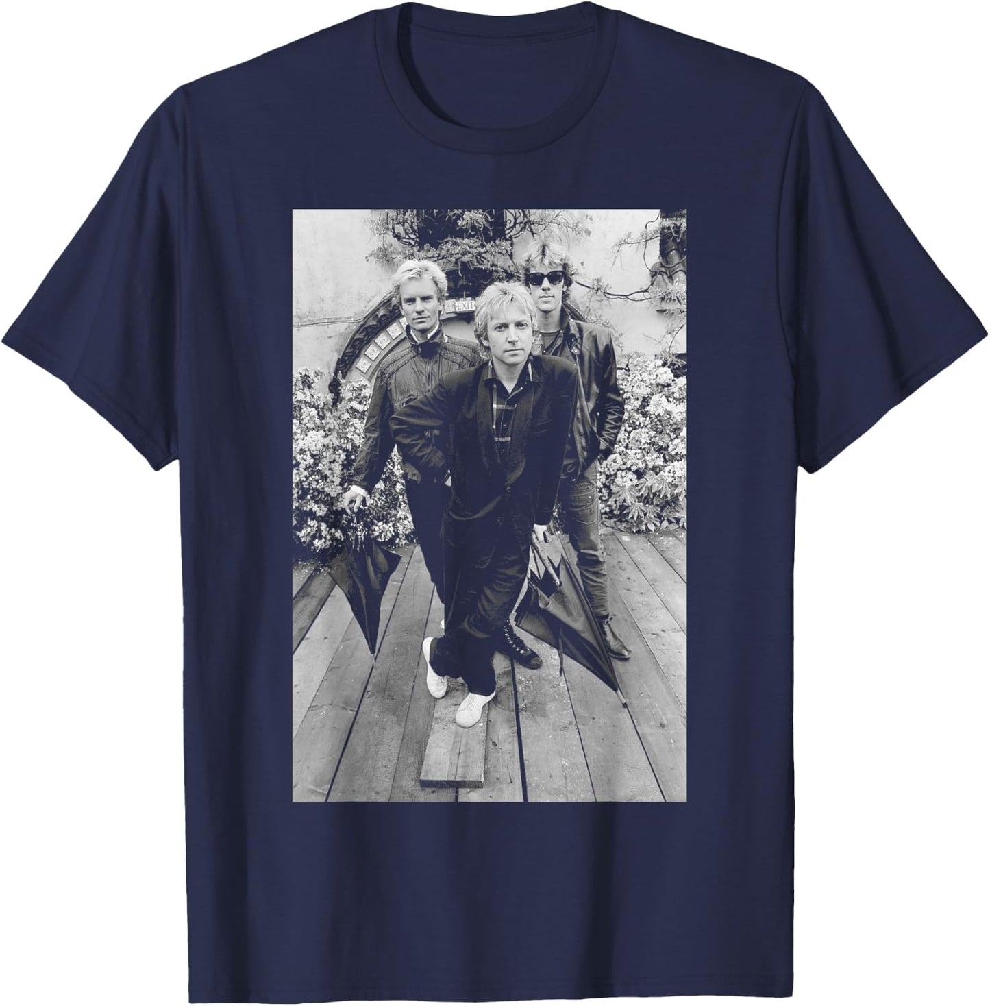 Photo of the promotional group The Police Synchronicity, 1983 T-Shirt - T-Shirt | Navy