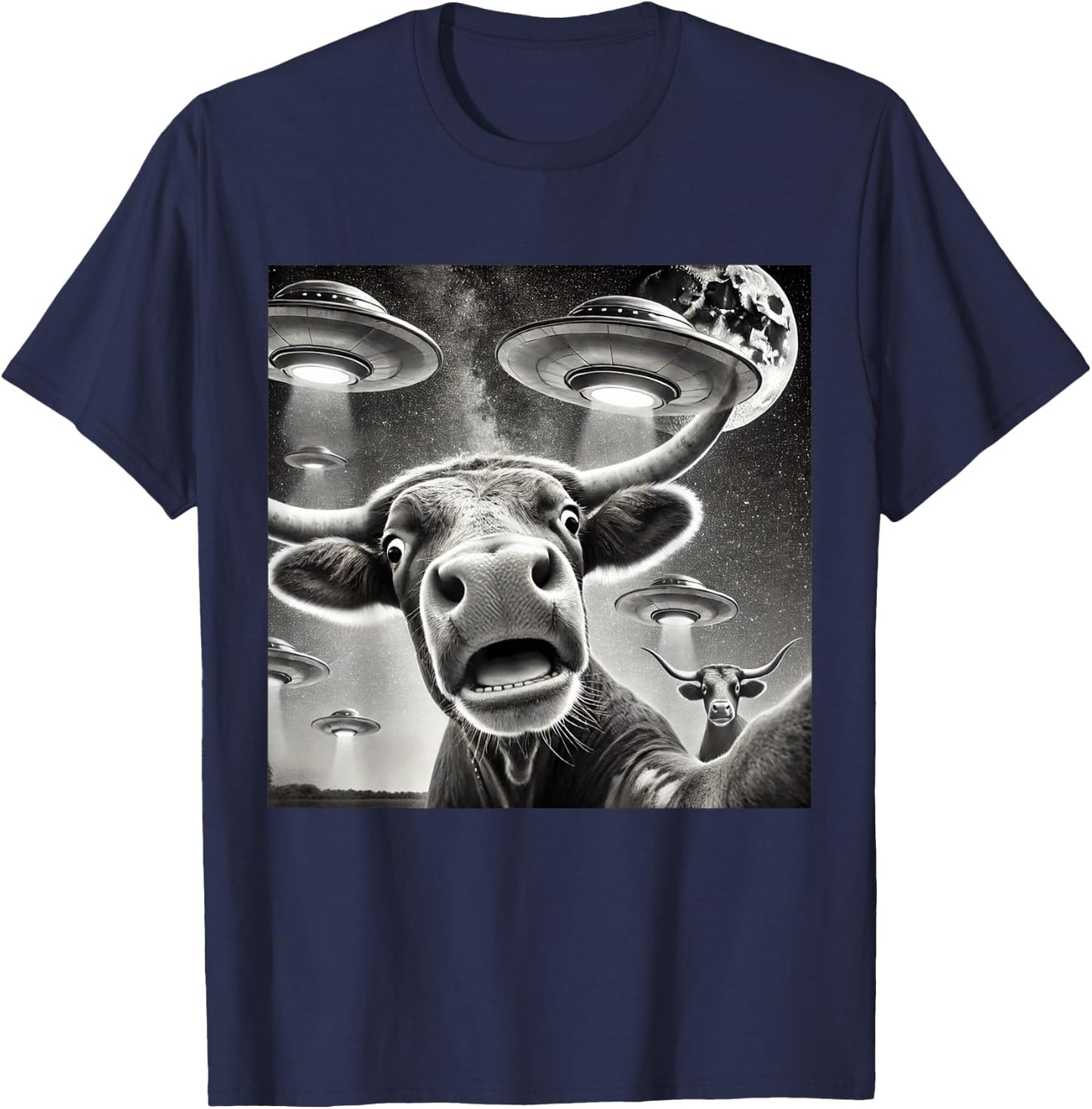 Texas Funny Cow Alien Weird Texas Cow selfie with UFOs T-Shirt - T-Shirt | Navy